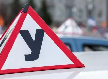 Почему в России массово закрываются автошколы: нас ждут дефицит и огромные цены?
